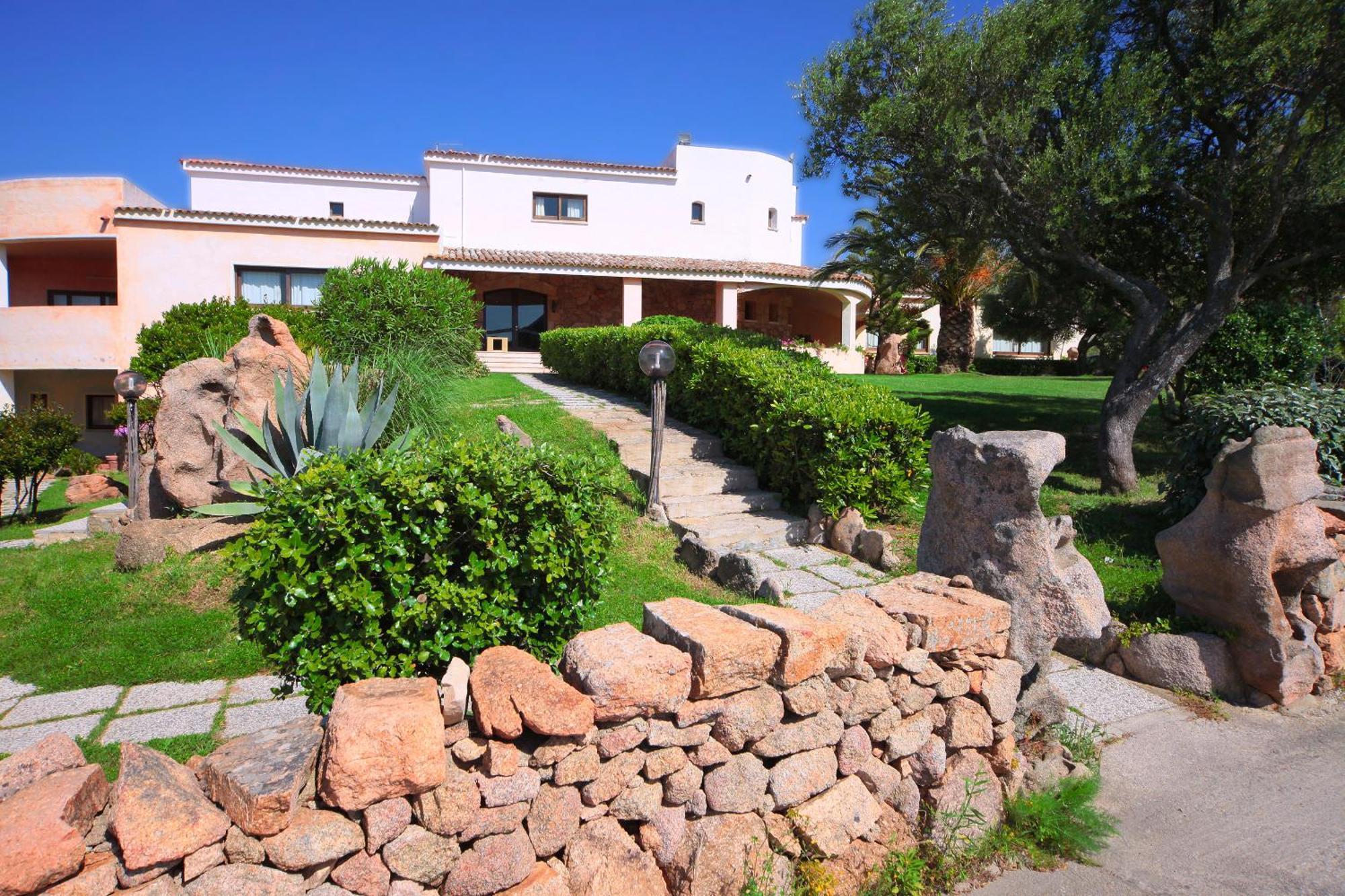 Hotel Micalosu Cannigione